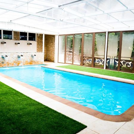 Casas Rurales Vado Del Rio Tus Cortijo Prados Exteriör bild